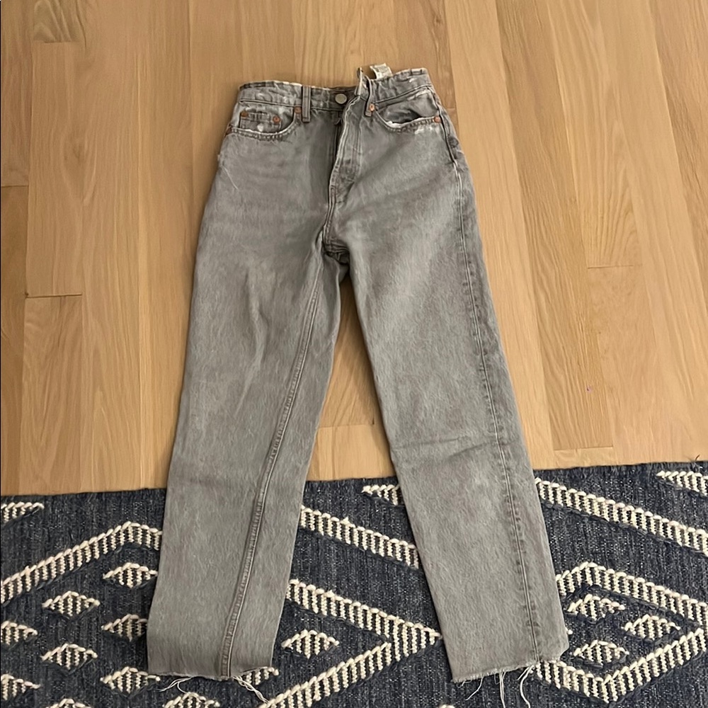 Zara Gray Straight Leg Jeans